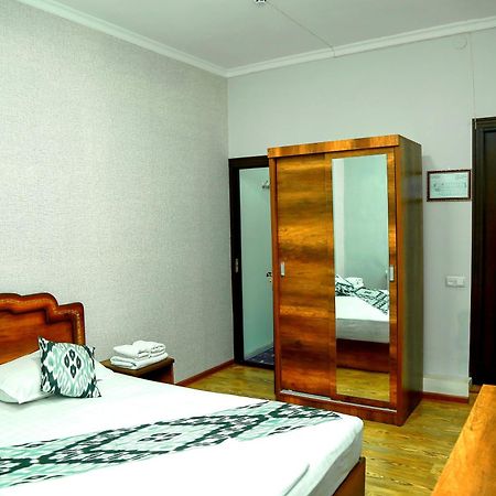Hotel Mir Адрес Abu Ali Ibn Sino 4A Buchara Exterior foto
